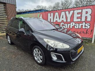 skadebil auto Peugeot 308 1.6 vti active 2012/5