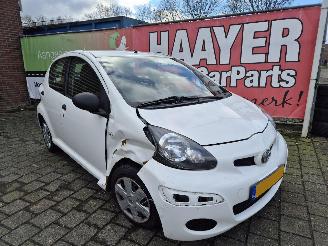 skadebil auto Toyota Aygo 1.0 12v access 2011/3