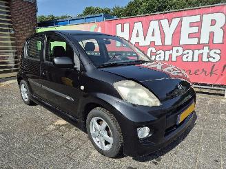 uszkodzony samochody osobowe Daihatsu Sirion 1.3 16v SPORT 2008/3