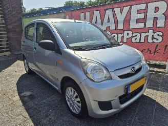 Coche accidentado Daihatsu Cuore 1.0 comfort plus S 2012/4
