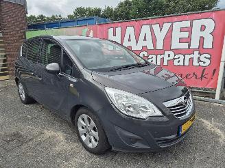 Unfallwagen Opel Meriva 1.4 turbo cosma 2013/3