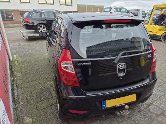 Hyundai I-10 1.1i drive cool picture 4