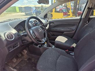 Mitsubishi Space-star 1.0 bright picture 9