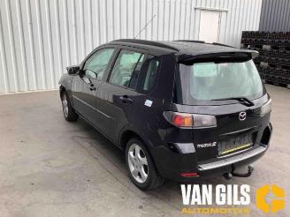 Mazda 2  picture 2