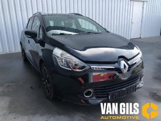Coche siniestrado Renault Clio Clio IV Estate/Grandtour (7R), Combi 5-drs, 2012 / 2021 0.9 Energy TCE 12V 2014/3