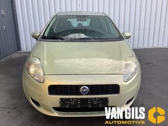 Vrakbiler auto Fiat Grande Punto Grande Punto (199), Hatchback, 2005 1.2 2006/8
