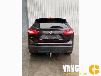 Salvage car Nissan Qashqai Qashqai (J11), SUV, 2013 1.2 DIG-T 16V 2015/4