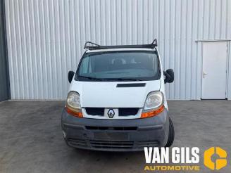 Coche siniestrado Renault Trafic Trafic New (FL), Van, 2001 / 2014 1.9 dCi 82 16V 2003/6