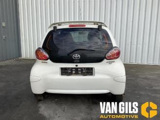 Uttjänta bilar auto Toyota Aygo Aygo (B10), Hatchback, 2005 / 2014 1.0 12V VVT-i 2010/1