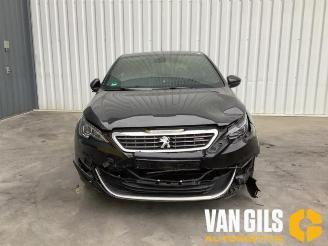 Uttjänta bilar auto Peugeot 308 308 (L3/L8/LB/LH/LP), Hatchback 5-drs, 2013 / 2021 1.2 12V e-THP PureTech 130 2017/5