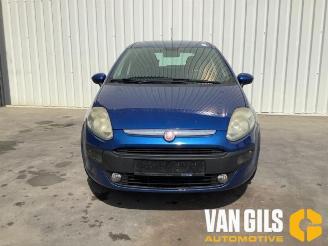 Vrakbiler auto Fiat Grande Punto Grande Punto (199), Hatchback, 2005 1.3 JTD Multijet 16V 85 Actual 2010/9
