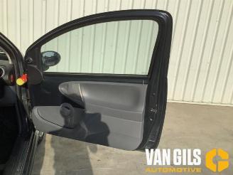 Toyota Aygo Aygo (B10), Hatchback, 2005 / 2014 1.0 12V VVT-i picture 13