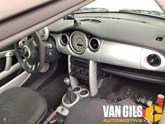 Mini Mini Mini (R50/53), Hatchback, 2001 / 2007 1.6 16V One picture 9