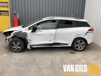 Dezmembrări autoturisme Renault Clio Clio IV Estate/Grandtour (7R), Combi 5-drs, 2012 / 2021 0.9 Energy TCE 12V 2015/1