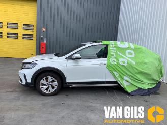 Coche siniestrado Volkswagen Taigo Taigo, SUV, 2021 1.0 TSI 110 12V 2022/10
