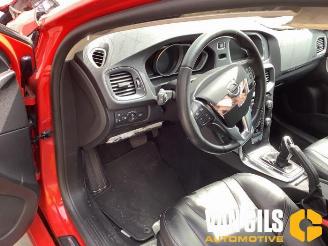 Volvo V-40 V40 (MV), Hatchback 5-drs, 2012 / 2019 1.5 T2 16V Geartronic picture 17
