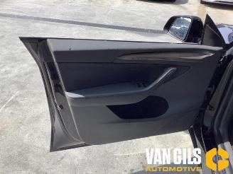 Tesla Model Y Model Y (5YJY), SUV, 2019 / 2025 RWD picture 8