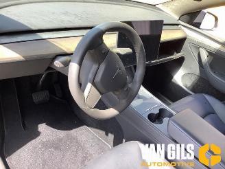 Tesla Model Y Model Y (5YJY), SUV, 2019 / 2025 RWD picture 6