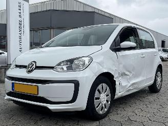 Schadeauto Volkswagen Up! 1.0 BMT move up! 2021/5