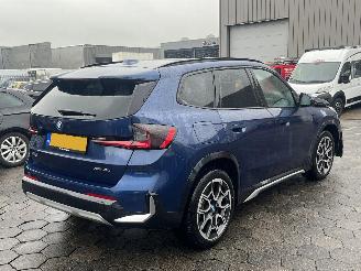 uszkodzony samochody osobowe BMW iX1 xDrive30 Launch Edition 67 kWh 2024/1