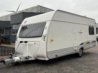 skadebil caravan Burstner  Ventana 465TS INCL MOVER 2003/4