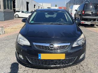 Opel Astra 1.4 Turbo GT picture 2