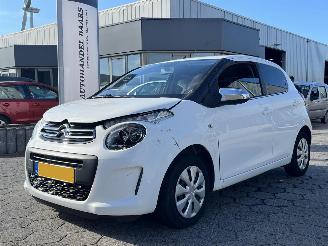 Vaurioauto  passenger cars Citroën C1 1.0 e-VTi Selection 2016/9