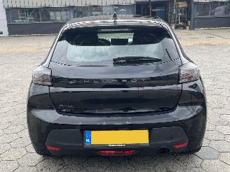 Peugeot 208 1.2 PureTech 75 Style picture 5