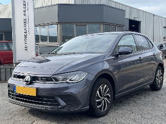Unfallwagen Volkswagen Polo 1.0 TSI Life Edition AUTOMAAT 2024/12