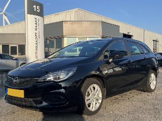 Coche accidentado Opel Astra Sports Tourer 1.2 Edition 2022/2