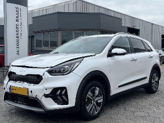 skadebil auto Kia Niro 1.6 GDi Hybrid ExecutiveLine 2022/2