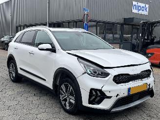 Kia Niro 1.6 GDi Hybrid ExecutiveLine picture 3