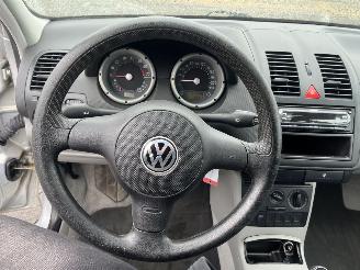 Volkswagen Polo 1.4-16V Trendline picture 17