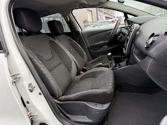 Renault Clio Estate 1.5 dCi Ecoleader Life picture 12