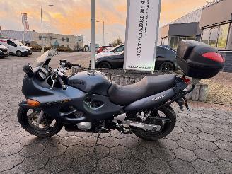 skadebil motor Suzuki GSX 750 Sport 2001/3