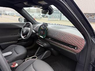 Mini Aceman E John Cooper Works 135,00 kW 42.5 kWh picture 18