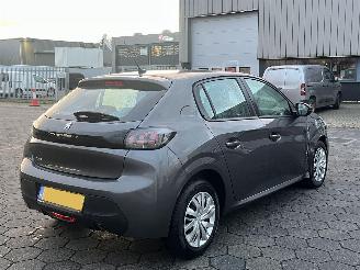 Peugeot 208 1.2 PureTech Active picture 4