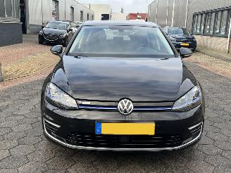 Volkswagen Golf e-Golf 100KW picture 2