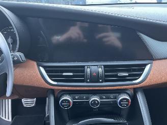 Alfa Romeo Giulia 2.0 T AWD Veloce 280PK picture 19