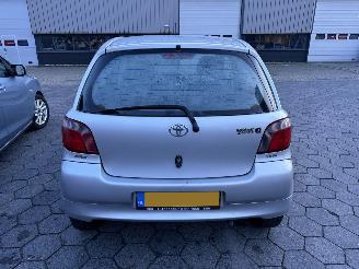 Toyota Yaris 1.3-16V VVT-i Luna picture 6