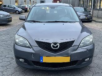 Mazda 3 1.6 Touring picture 2