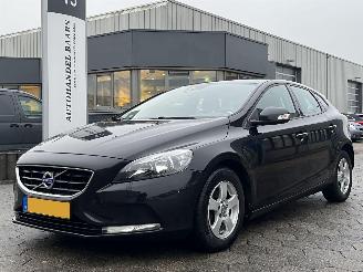 Avarii autoturisme Volvo V-40 1.6 D2 Summum 2015/1