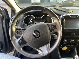 Renault Clio 0.9 TCe ECO Night&Day picture 16