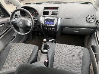 Suzuki SX4 1.6 Exclusive picture 11