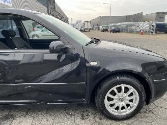 Volkswagen Golf 1.8-5V Highline picture 8