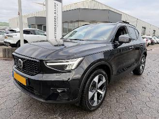 skadebil auto Volvo XC40 2.0 B4 Plus Dark 2024/2