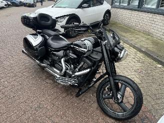 Vaurioauto  motor cycles Yamaha XV 1900 A Midnight Star 2014/3