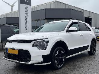 krockskadad bil auto Kia e-Niro EV DynamicLine 64.8 kWh 2023/11