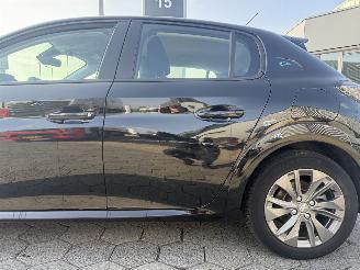 Peugeot e-208 EV Active Pack 50 kWh picture 6