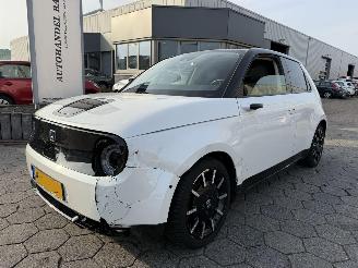 Unfallwagen Honda e- Advance 16\\ 2020/6